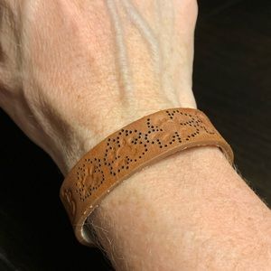 FOSSIL Leather Bracelet * NWT *